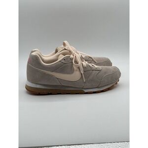 Nike Women's MD Runner 2 SE Running Shoes Guava Ice Size 8.5 AQ9121-801